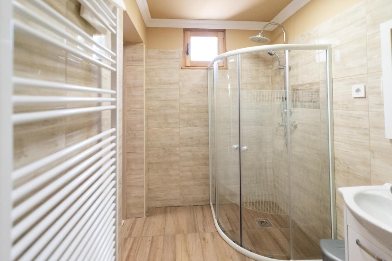 Apartament Ivanhoe Apartman Nyírbátor Zewnętrze zdjęcie