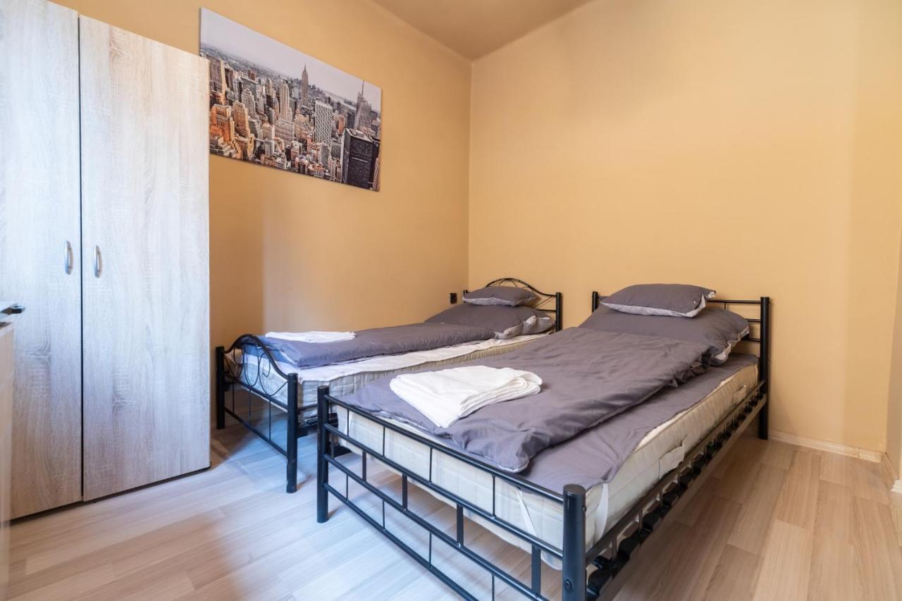 Apartament Ivanhoe Apartman Nyírbátor Zewnętrze zdjęcie